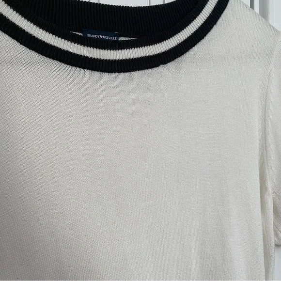 Brandy Melville Ringer Tee - Picture 10 of 10